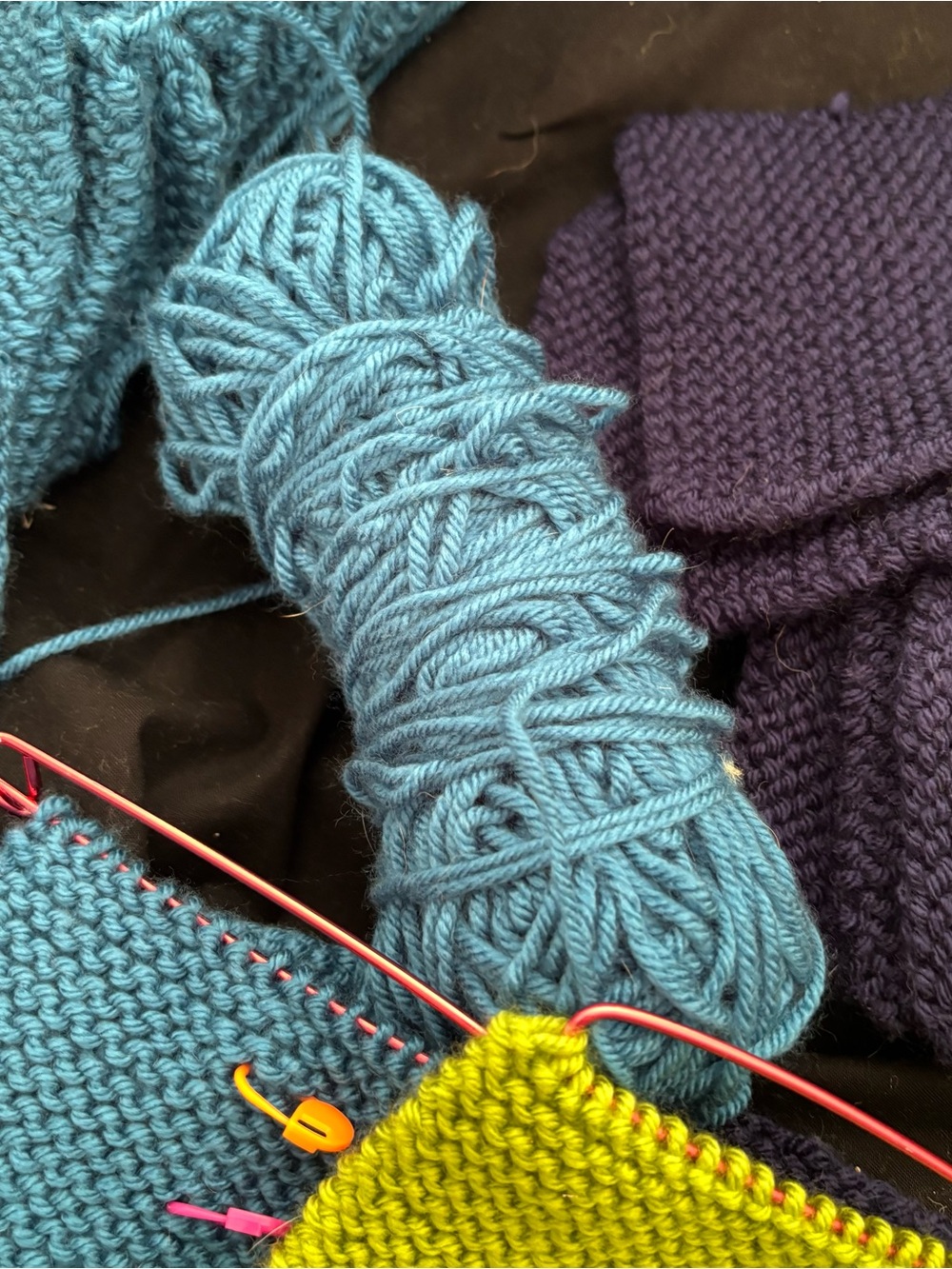 Yarn Patchwork Knitting Project Teal Dark Blue Lime Green Squares to be finished - Picture 11 of 12